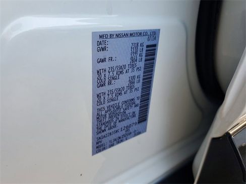 Certified 2024 Nissan Murano SV w/ SV Midnight Edition Package image 25