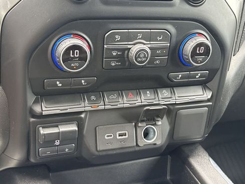 Certified 2021 Chevrolet Silverado 1500 RST image 19