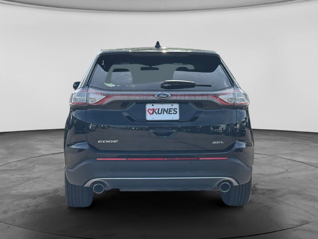 Used 2018 Ford Edge SEL FWD image 9