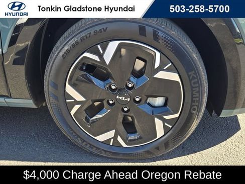 Used 2023 Kia Niro Wind FWD image 9