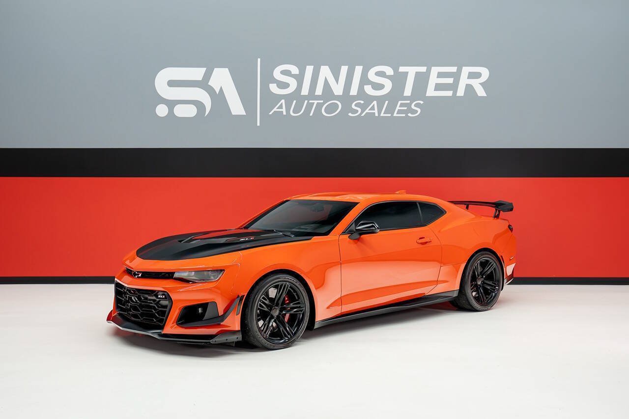 Used 2019 Chevrolet Camaro ZL1 RWD image 1