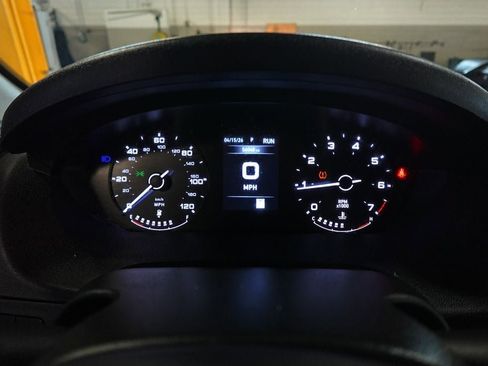 Used 2023 RAM ProMaster 2500 FWD image 13
