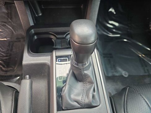 Used 2022 Toyota Tacoma TRD Sport w/ TRD Premium Sport Package RWD image 18