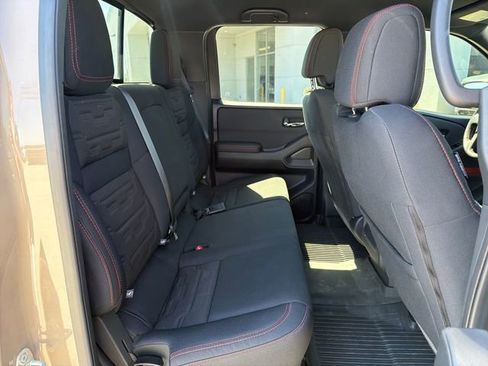 Used 2024 Nissan Frontier PRO-4X w/ Off-Road Protection Package AWD/4WD image 39