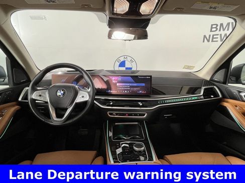 Certified 2024 BMW X7 xDrive40i w/ Premium Package image 9