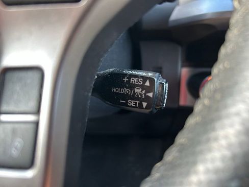 Used 2023 Toyota Tacoma SR5 AWD/4WD image 23