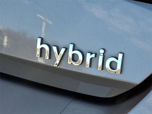 Used 2022 Hyundai Elantra Limited w/ Cargo Package image 32