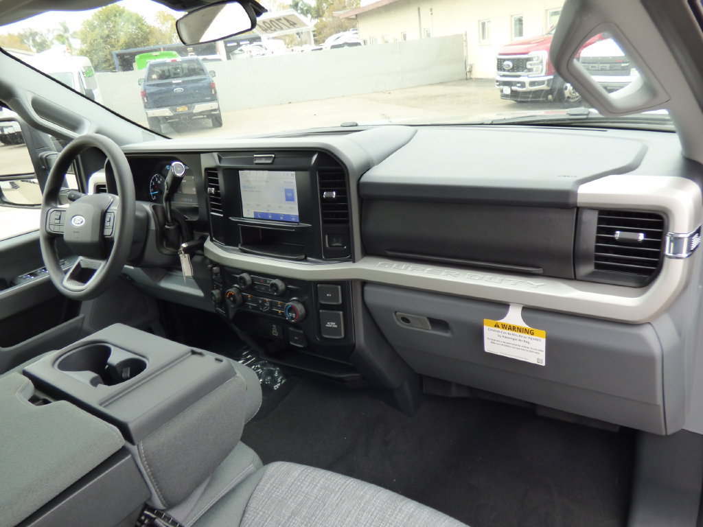 New 2026 Ford F350 XLT w/ FX4 Off-Road Package AWD/4WD image 8