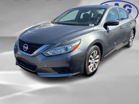 Used 2018 Nissan Altima 2.5 S w/ S Convenience Package image 5