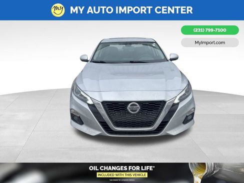 Used 2019 Nissan Altima 2.5 Platinum image 2
