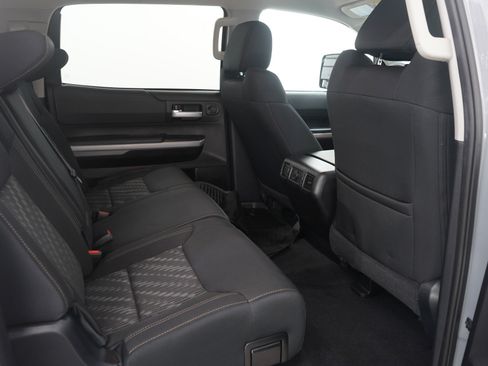Used 2021 Toyota Tundra SR5 w/ Trail Edition image 15