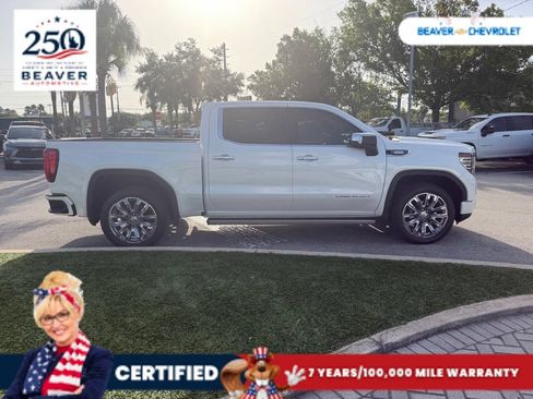 Used 2023 GMC Sierra 1500 Denali w/ Denali Reserve Package AWD/4WD image 3