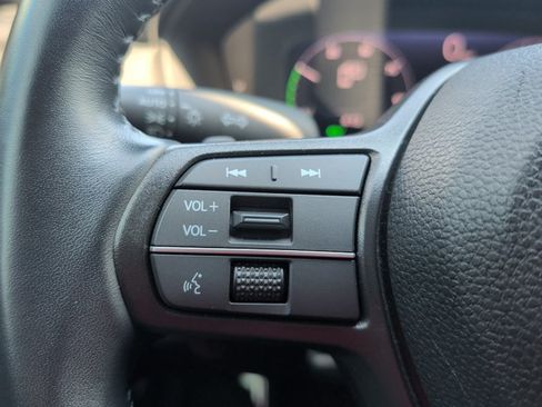 Used 2023 Honda Accord Sport image 11