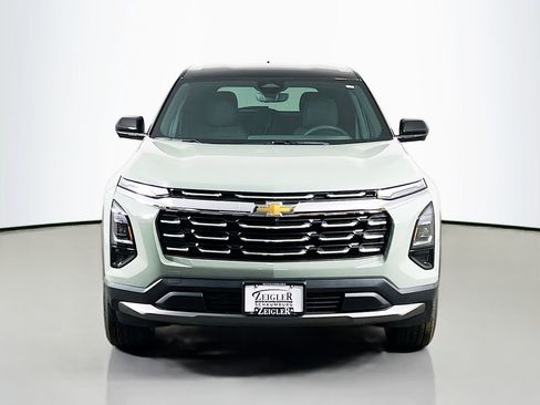 New 2026 Chevrolet Equinox LT w/ Safety and Technology Package image 2