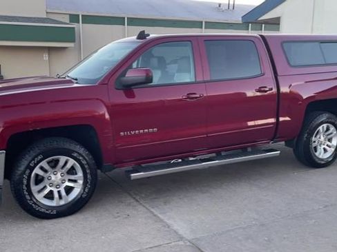 Used 2018 Chevrolet Silverado 1500 LT w/ All Star Edition image 6