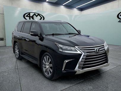 Used 2016 Lexus LX 570 4WD w/ Luxury Package