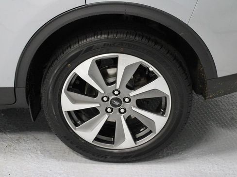 Used 2023 Ford Escape Platinum AWD/4WD image 19