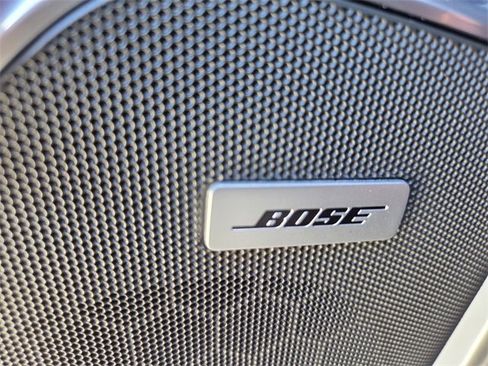 Used 2019 Cadillac Escalade Luxury image 34