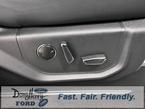 Used 2023 Ford Expedition Limited image 42