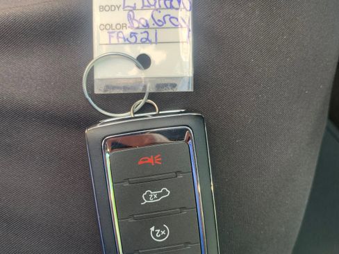 New 2025 Jeep Grand Cherokee L Laredo w/ Luxury Tech Group I image 39