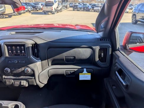 New 2026 GMC Sierra 1500 Pro w/ Graphite Edition AWD/4WD image 5