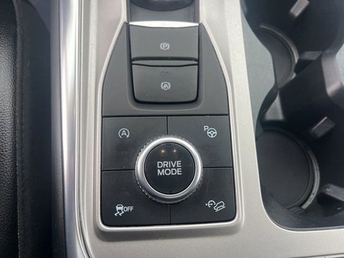 Used 2020 Ford Explorer ST image 30