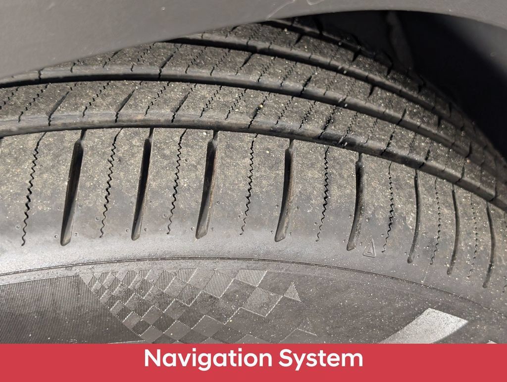 Used 2024 Hyundai Tucson Limited AWD/4WD image 9