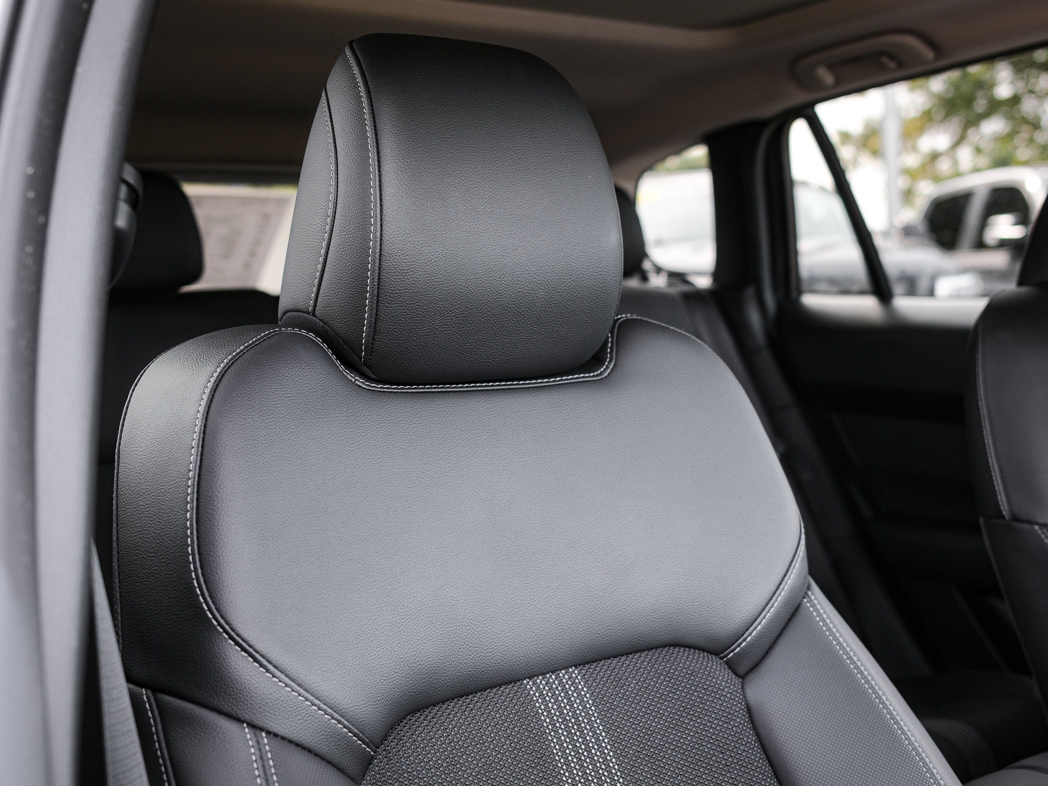 Certified 2024 MAZDA CX-50 AWD 2.5 S w/ Premium Package image 33