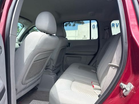 Used 2007 Chevrolet HHR LT FWD image 6