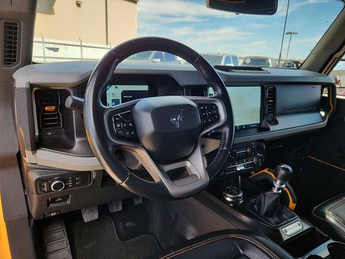 Used 2021 Ford Bronco Badlands image 10