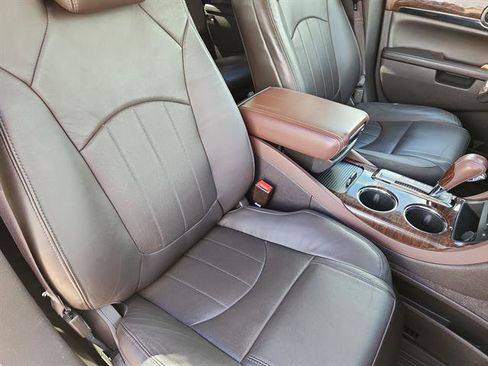 Used 2014 Buick Enclave Premium image 13