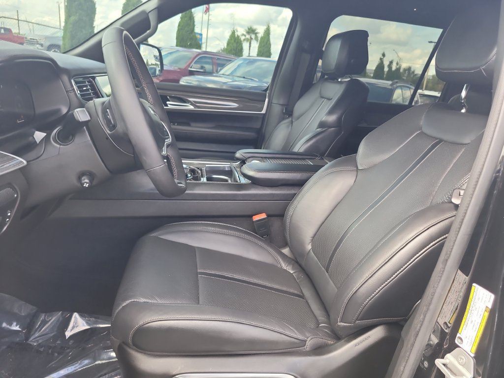 Used 2022 Jeep Wagoneer Series II RWD image 22