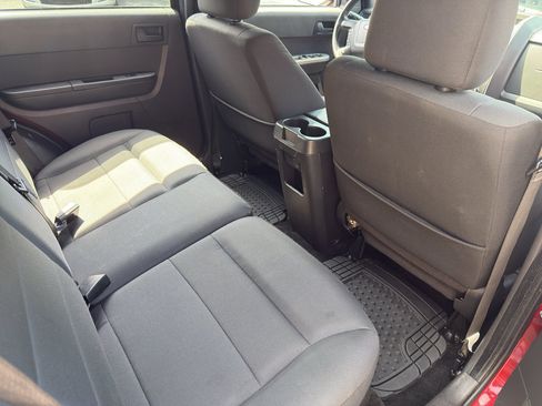 Used 2012 Ford Escape XLT AWD/4WD image 24