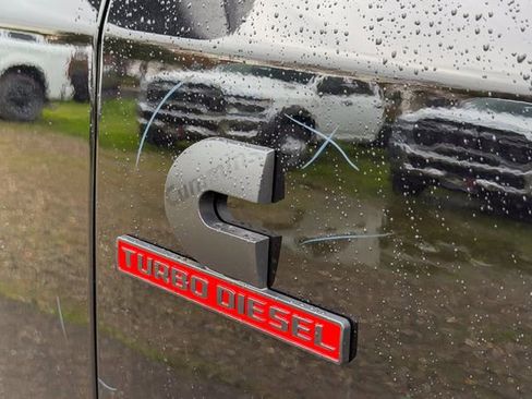 New 2026 RAM 2500 Laramie w/ Night Edition AWD/4WD image 7