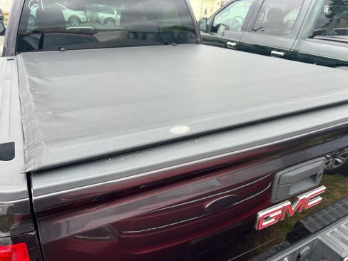 Used 2014 GMC Sierra 1500 SLE w/ SLE Value Package AWD/4WD image 24