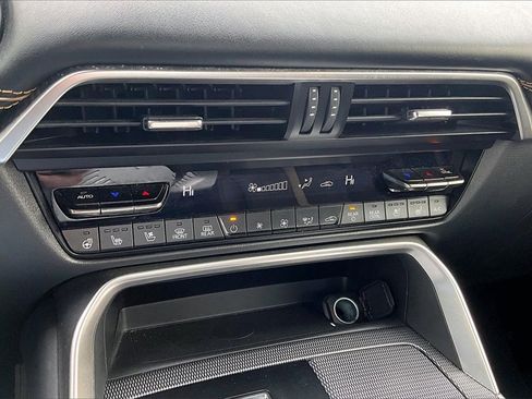 Certified 2025 MAZDA CX-90 3.3 Turbo w/ Premium Plus Pkg image 20