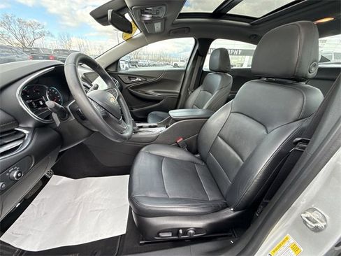 Used 2017 Chevrolet Malibu Premier w/ Premier Sun and Wheel Package image 20