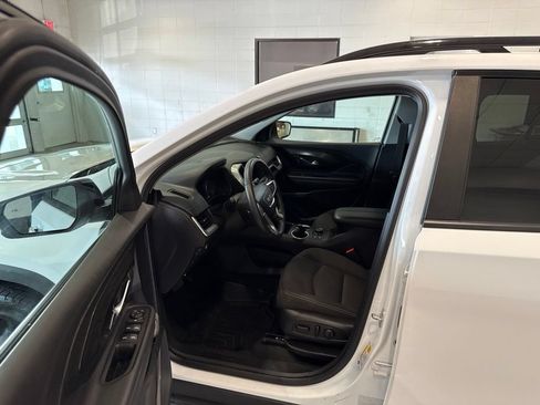 Used 2023 GMC Terrain SLE w/ Driver Convenience Package AWD/4WD image 22