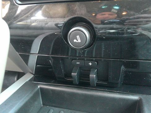 Used 2014 Ford Expedition Limited image 44