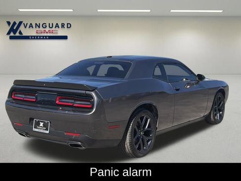 Used 2023 Dodge Challenger SXT w/ Blacktop Package image 7