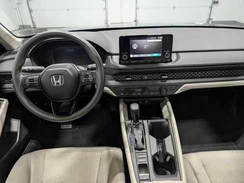 Used 2024 Honda Accord EX image 18