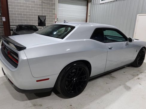 Used 2023 Dodge Challenger R/T Scat Pack RWD image 5