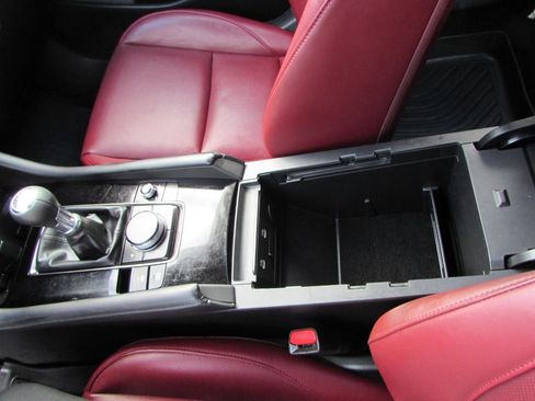 Used 2025 MAZDA MAZDA3 2.5 S Hatchback w/ Premium Pkg image 22