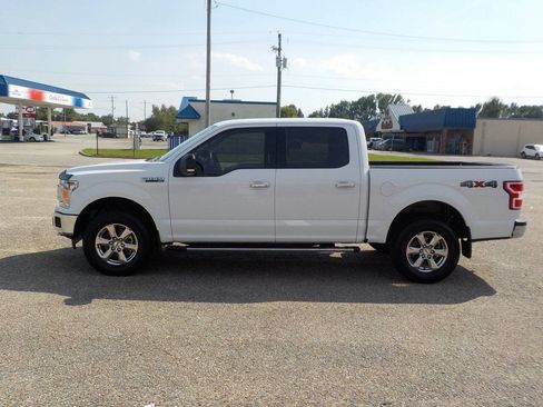Used 2018 Ford F150 XLT w/ Equipment Group 302A Luxury AWD/4WD image 2