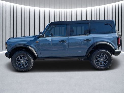New 2025 Ford Bronco Badlands image 7