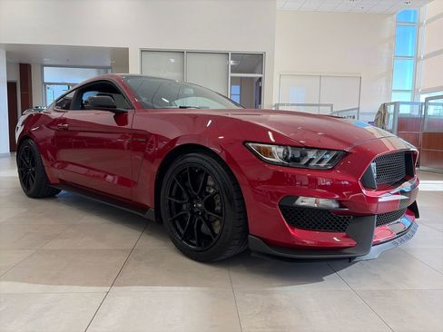 Used 2020 Ford Mustang Shelby GT350 w/ Technology Package RWD image 1