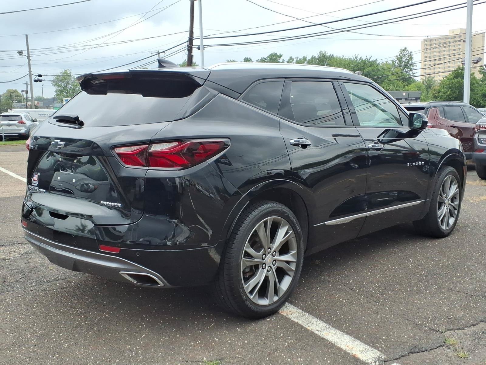 Used 2020 Chevrolet Blazer Premier w/ Driver Confidence II Package AWD/4WD image 3