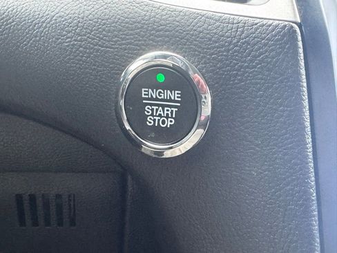 Used 2023 Ford Edge SEL w/ Convenience Package image 6