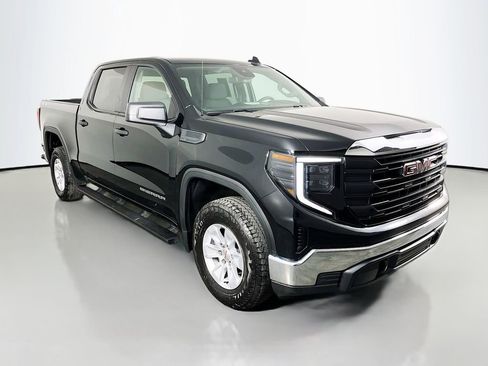 Used 2024 GMC Sierra 1500 Pro w/ Pro Value Package AWD/4WD image 4
