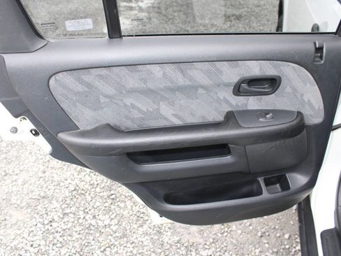 Used 2004 Honda CR-V EX image 22